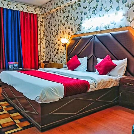 Hotel Gilbert Mountain View Manali  Bagian luar foto